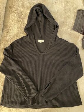 Treasure & Bond Black Ribbed V-Neck Oversized Hoodie Sweater Medium